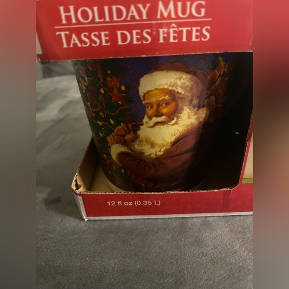 NIB Holiday Mug - Picture 4 of 7